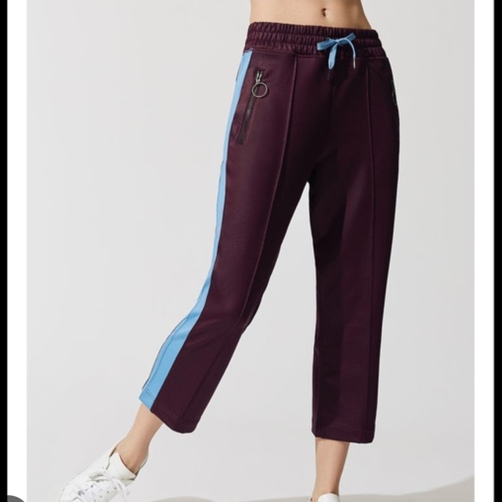 Sweaty Betty Hyde Cropped Trousers in Burgundy and Blue Track Pants - XS